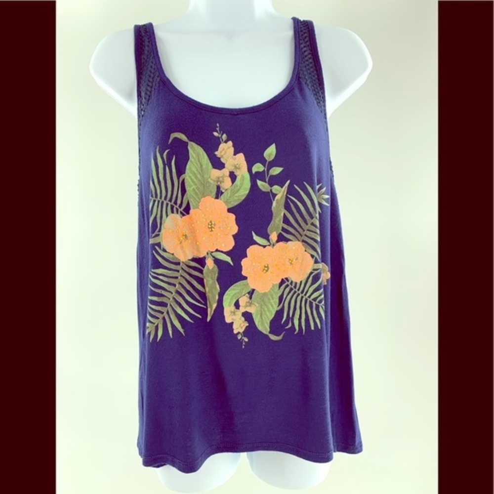 SJS Top. Size Small